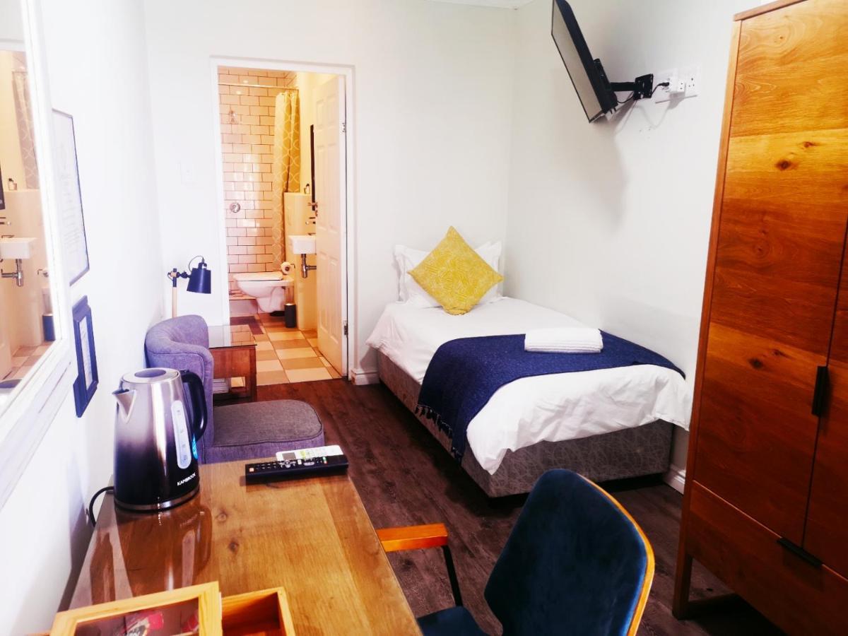 Essenwood House Hotel Durban Bagian luar foto